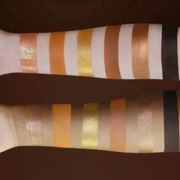 Glamlite Hershey's Kisses Milk Chocolate Almonds Eyeshadow Palette‎ Makeup - Picture 2 of 3